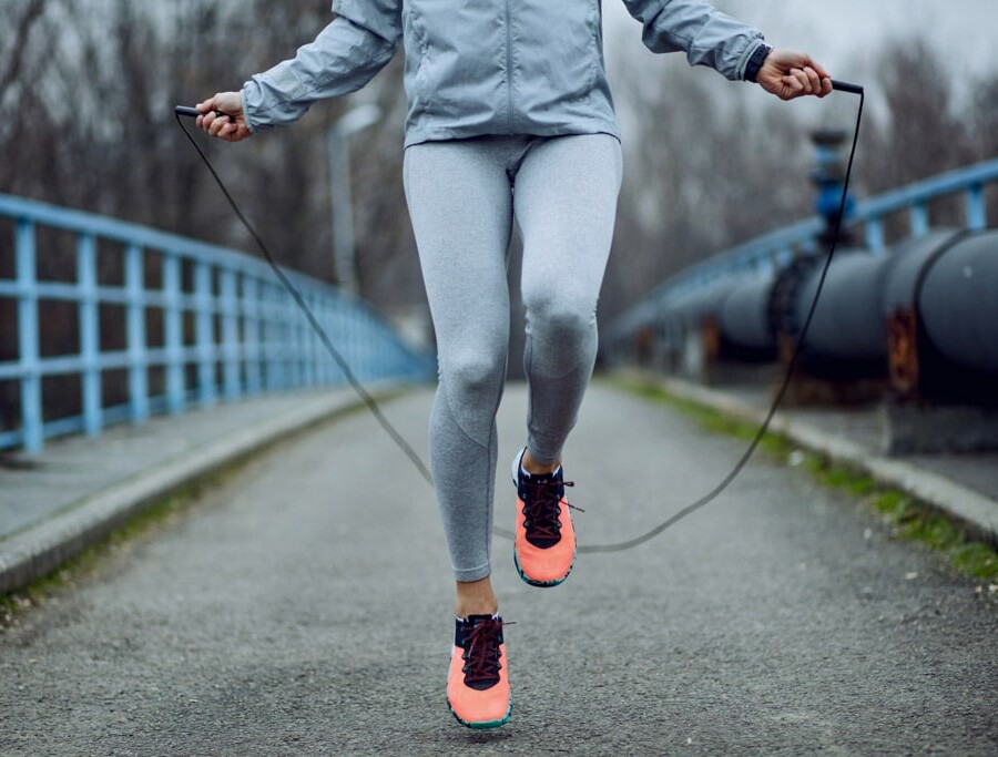 Skipping: How to avoid injury and shin splints